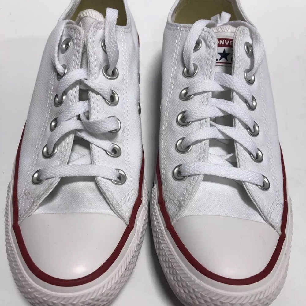 Converse Women’s Chuck Taylor All Star, White Lo Top Sneakers, Size 7 M - Picture 3 of 6